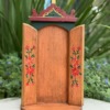 Afeto Presentes Religiosos - Artesanal - Mãe Aparecida - 21,5cm - em gesso - com aplicação em flores