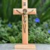 Afeto Presentes Religiosos - Crucifixo de Madeira - 17cm - com medalhade São Bento - "Foi por você" (cópia)