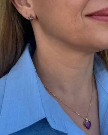 Afeto Presentes Religiosos - Gargantilha - Sagrado Coração - Jóia com base em prata e banho em ouro - 39cm