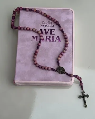 Afeto Presentes Religiosos - Kit Bíblia Católica Ave Maria Capa Rosa + Terço Nossa Senhora Aparecida