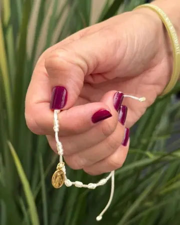 Afeto Presentes Religiosos - Kit Pulseira - 10 Nós de Nossa Senhora das Graças e Pulseira de Silicone de São Miguel Arcanjo