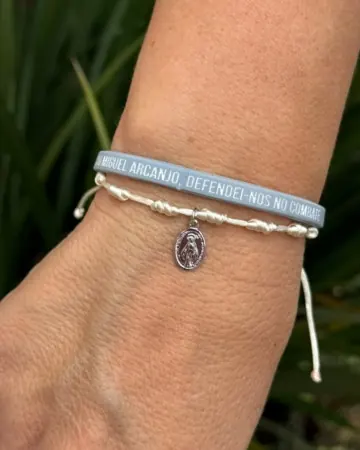 Afeto Presentes Religiosos - Kit Pulseira - 10 Nós de Nossa Senhora das Graças e Pulseira de Silicone de São Miguel Arcanjo